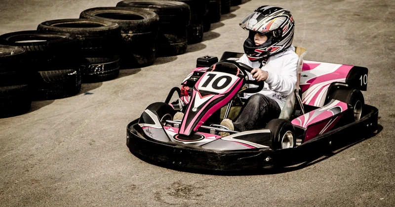 Comment faire du karting pour la première fois sans acheter quoi que ce soit